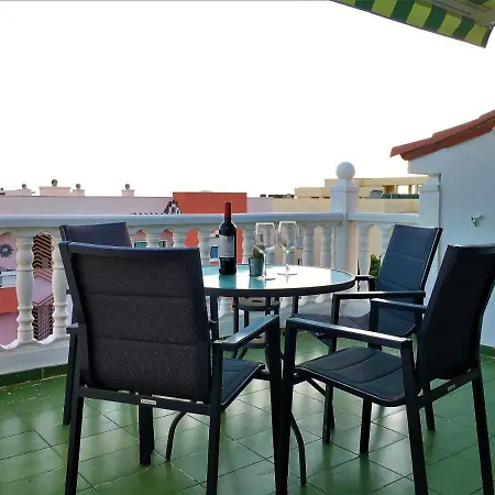 Acogedor Y Luminoso Piso Con Balcon 아로나