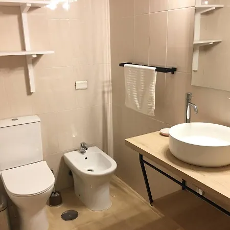 Lägenhet Acogedor Y Luminoso Piso Con Balcon